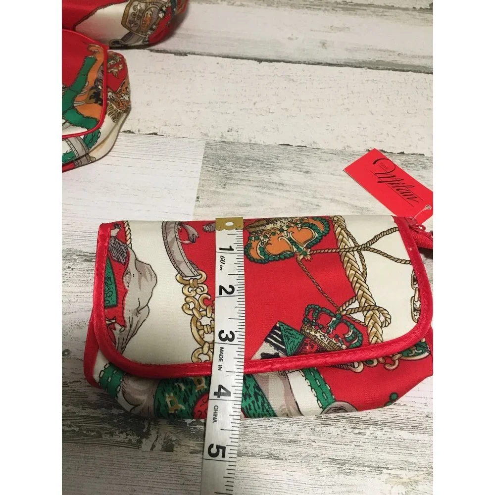 Cosmetic accessories bags set of three red white green plastic type interior zip